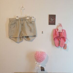 NWT Missy Bottoms Short Shorts!*